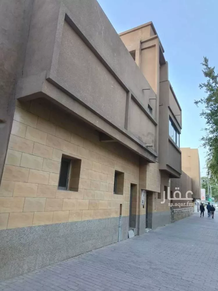 فيلا للبيع في شارع الملك فهد الفرعي, حي الشميسي, مدينة الرياض, منطقة الرياض صورة 3