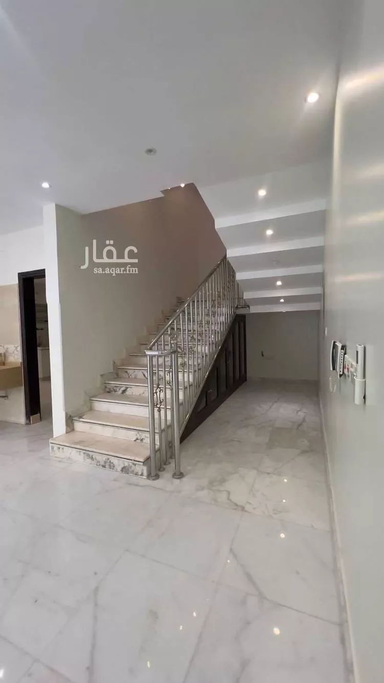 فيلا للإيجار في شارع وادي جليل, حي غرناطة, مدينة الرياض, منطقة الرياض