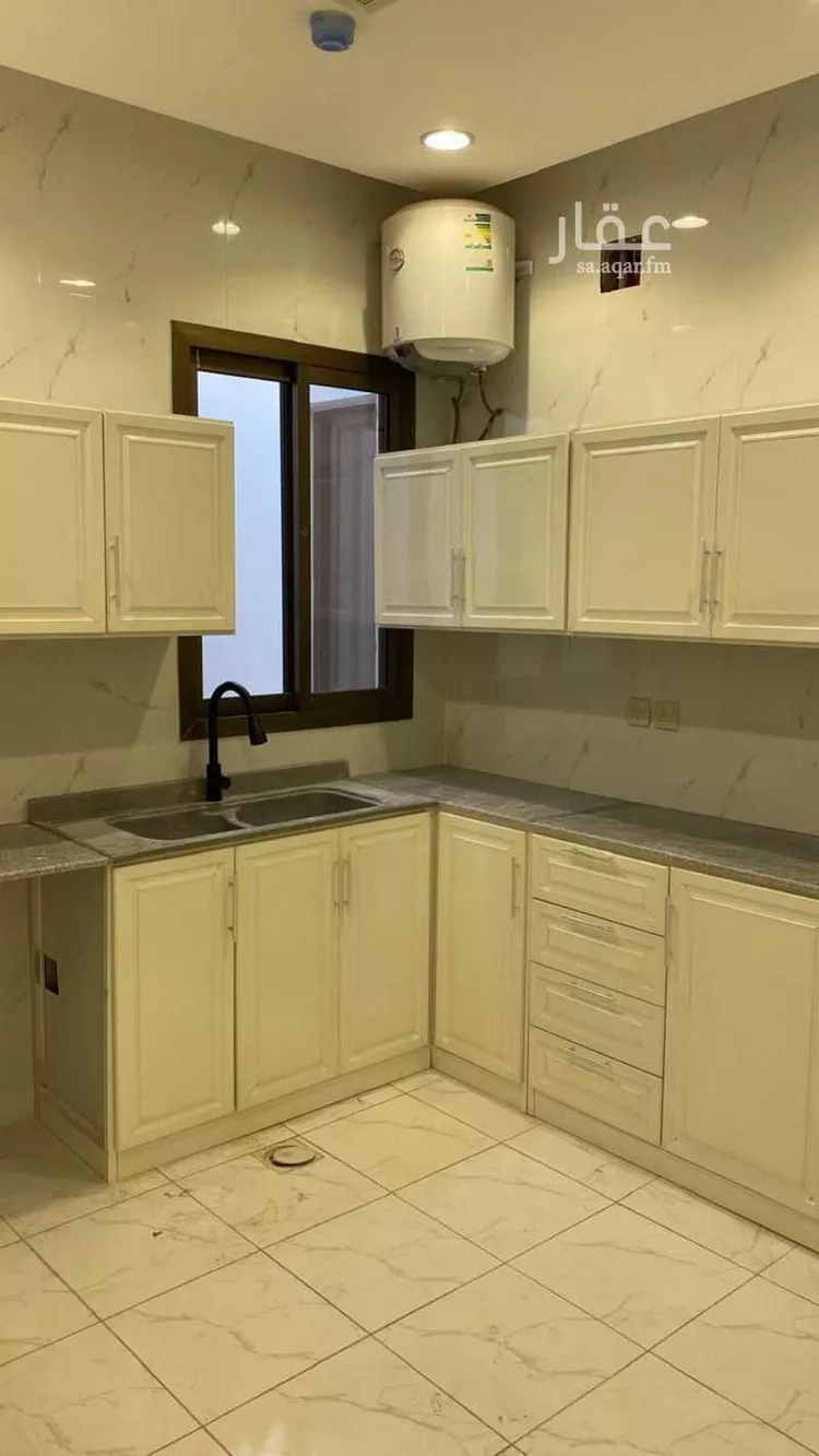 شقة للبيع في شارع الأمير فيصل بن سعد بن سعود, حي الملك فيصل, مدينة الرياض, منطقة الرياض صورة 2