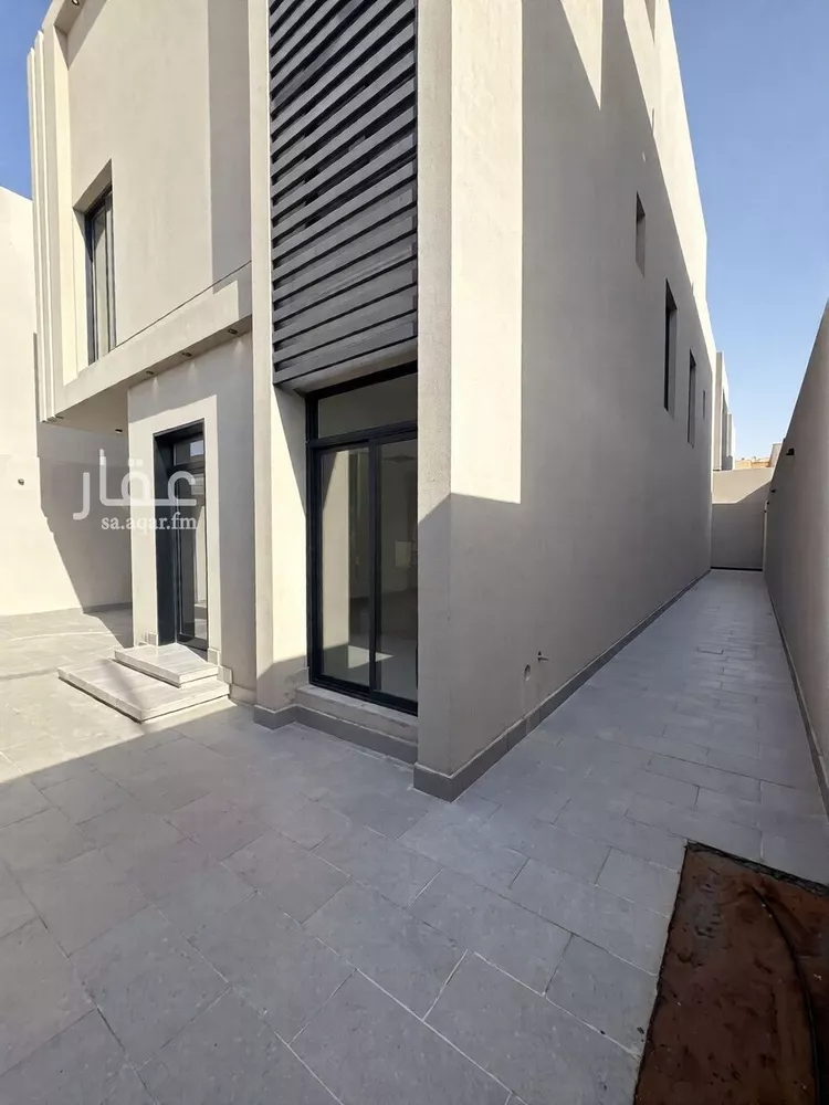 فيلا للبيع في شارع رقم 68, حي الياسمين, مدينة الرياض, منطقة الرياض صورة 3