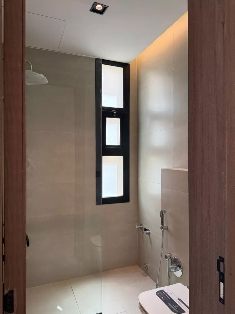 Floor for Sale in Riyadh Al Arid 16