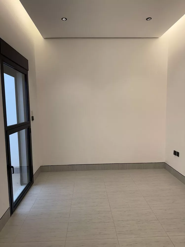 دور للبيع في شارع عين الشمس الثقفية, حي الملك فهد, مدينة الرياض, منطقة الرياض 7