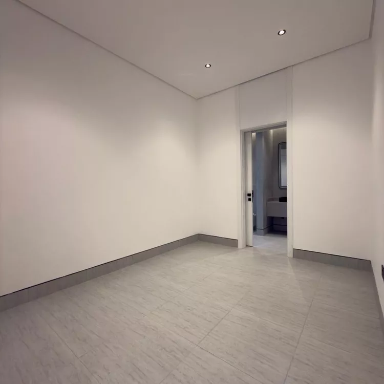 Floor for Sale in Riyadh As Sulimaniyah 11