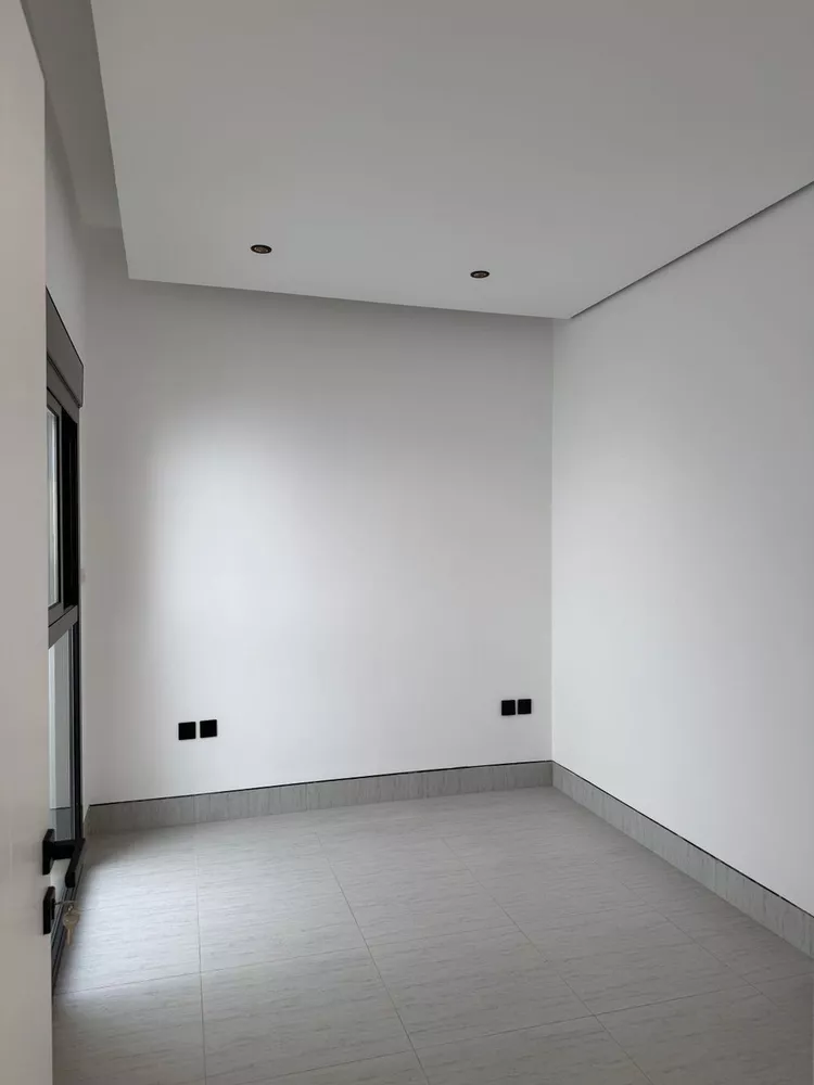 Floor for Sale in Riyadh King Fahd 9