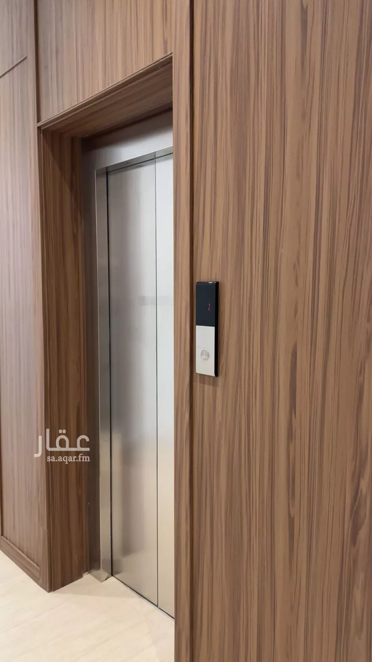 دور للبيع في شارع محسن باروم, حي العارض, مدينة الرياض, منطقة الرياض صورة 2