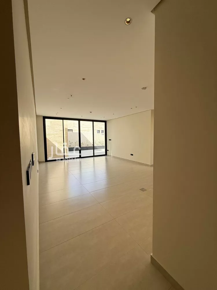 شقة للبيع في شارع عبدالله بن سعد السديري, حي النزهة, مدينة الرياض, منطقة الرياض صورة 2