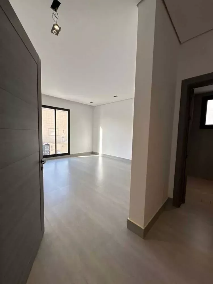 Villa for Sale in Riyadh Al Yasmin 18