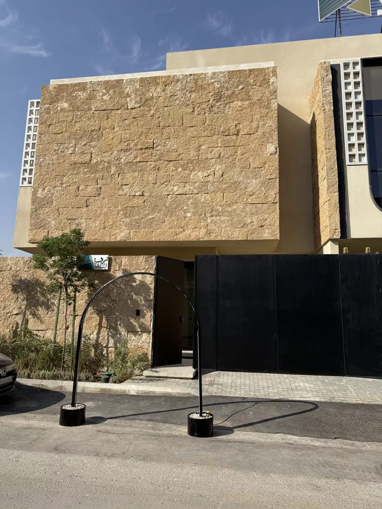 فيلا للبيع في شارع أبي العباس البغدادي, حي النرجس, مدينة الرياض, منطقة الرياض