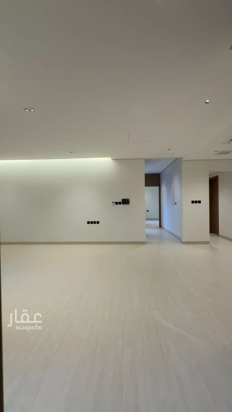 دور للبيع في شارع محسن باروم, حي العارض, مدينة الرياض, منطقة الرياض صورة 3