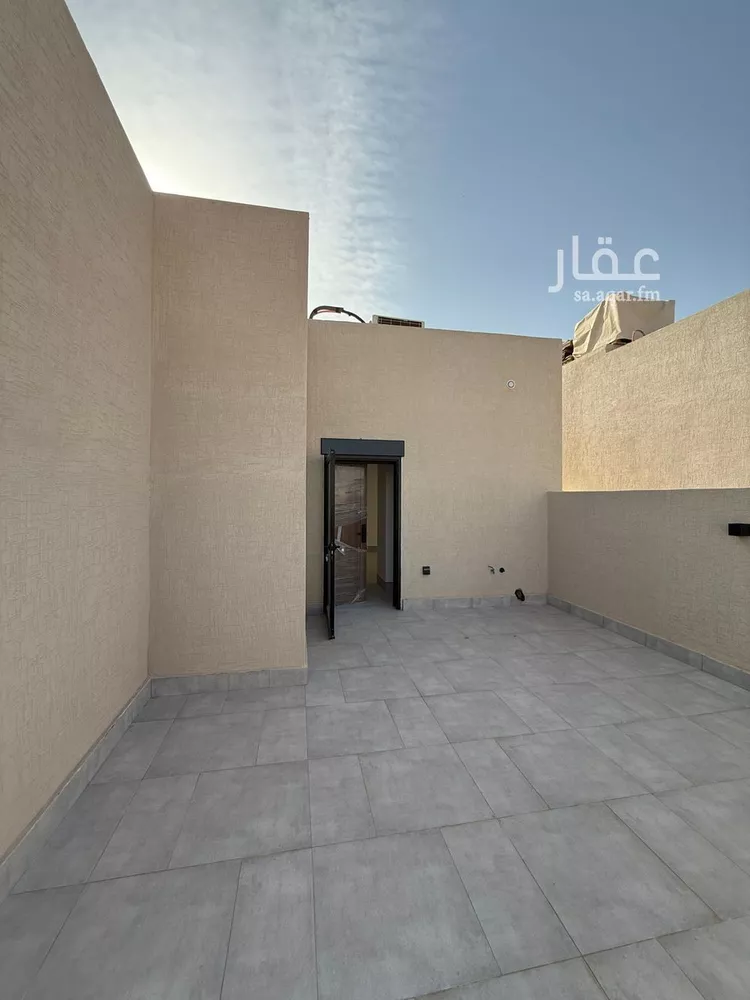 دور للبيع في شارع المنذر بن عبدالله, حي الملك سلمان, مدينة الرياض, منطقة الرياض صورة 3