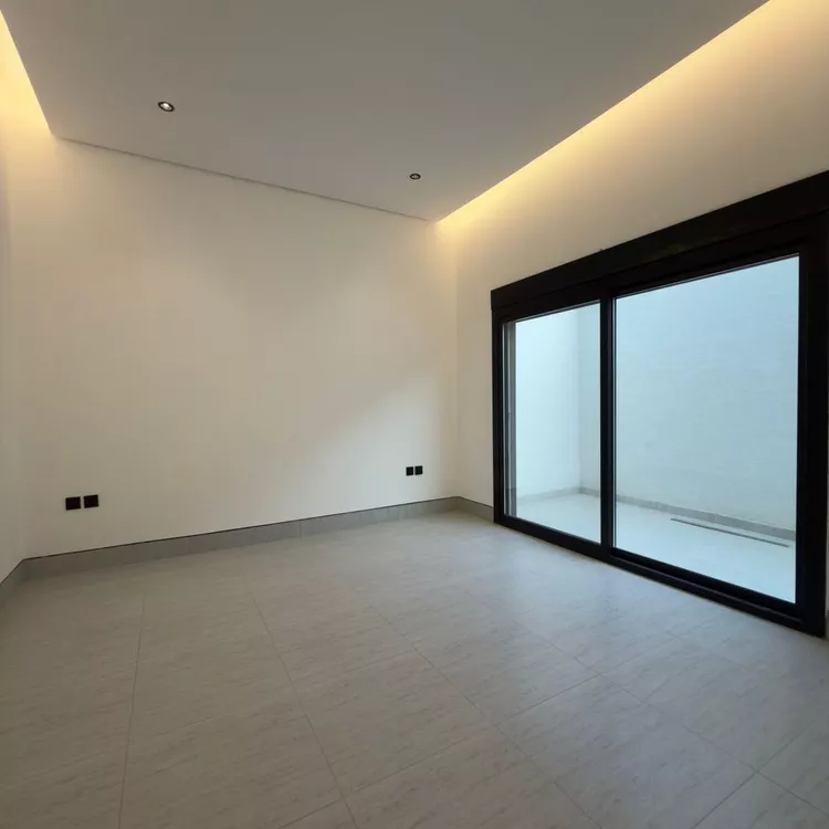 Floor for Sale in Riyadh As Sulimaniyah 12