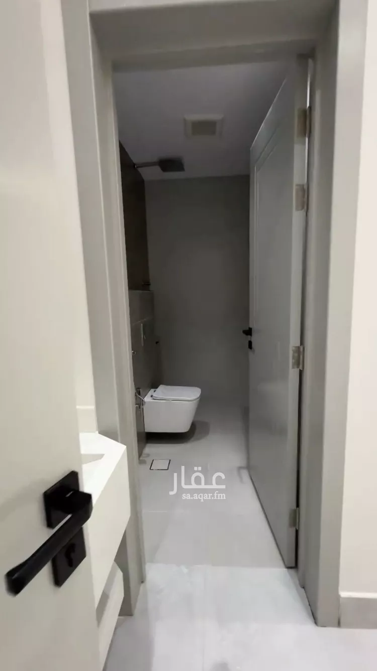 دور للبيع في شارع احمد المرعشى, حي ضاحية نمار, مدينة الرياض, منطقة الرياض صورة 4