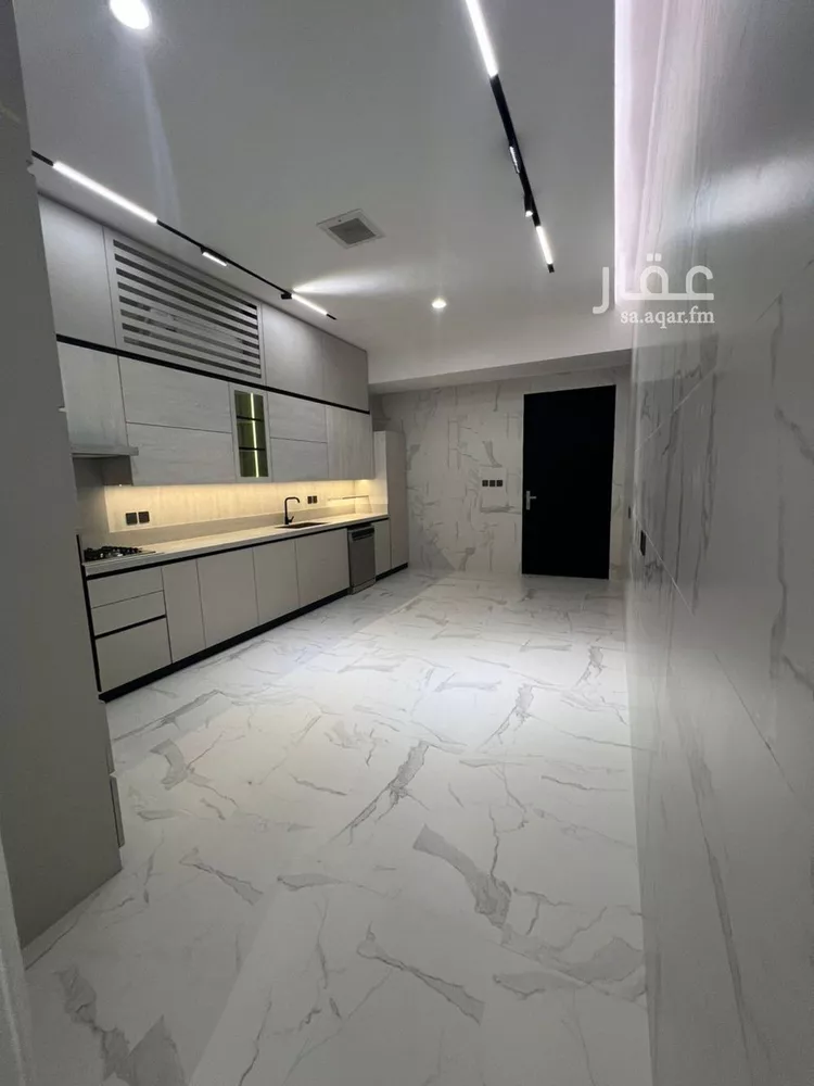 فيلا للبيع في شارع المشهد, حي اليرموك, مدينة الرياض, منطقة الرياض صورة 3