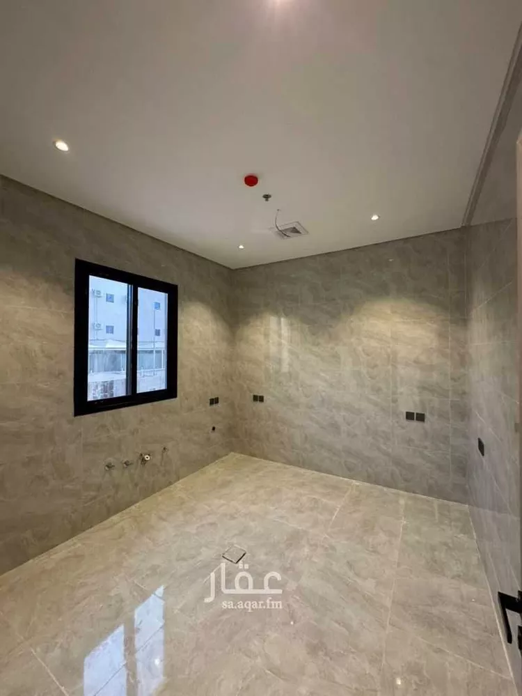 شقة للبيع في حي الحمراء, مدينة الخبر, المنطقة الشرقية 8