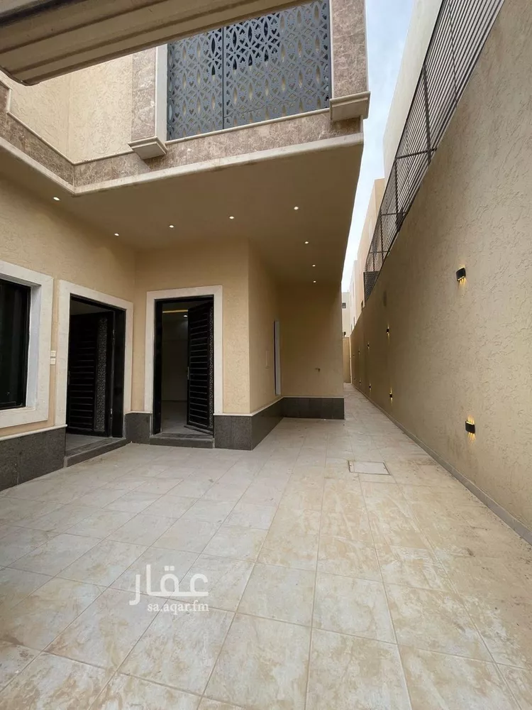 فيلا للإيجار في شارع عبدالله القيرواني, حي الرمال, مدينة الرياض, منطقة الرياض