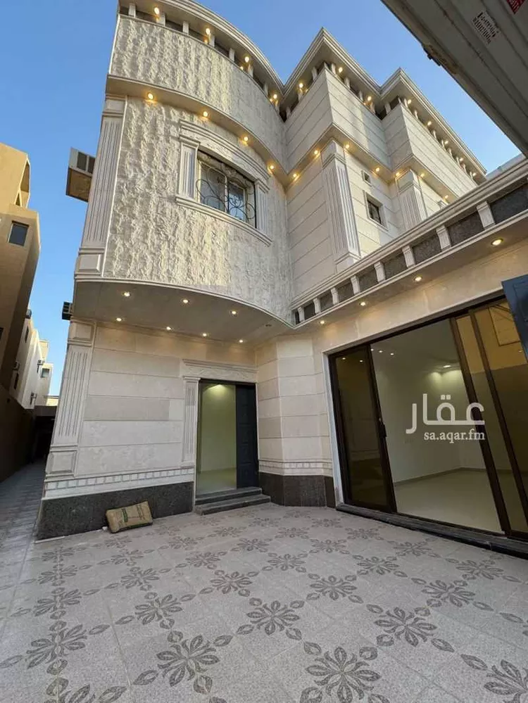 فيلا للبيع في شارع عبيد بن رافع, حي الرمال, مدينة الرياض, منطقة الرياض صورة 2