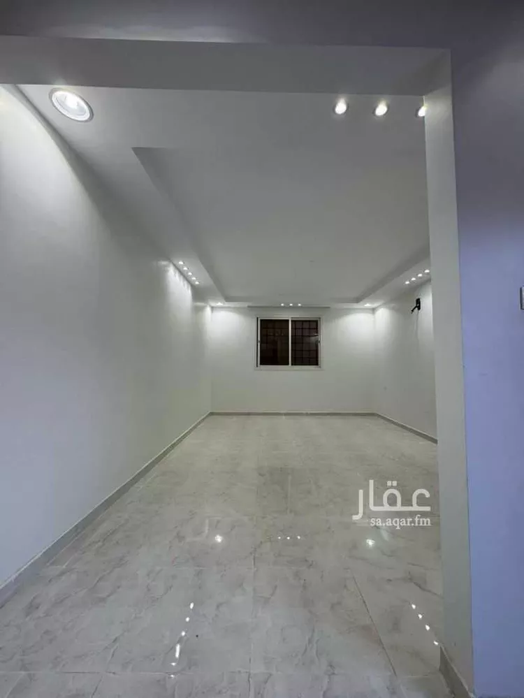 فيلا للبيع في شارع عبيد بن رافع, حي الرمال, مدينة الرياض, منطقة الرياض صورة 4