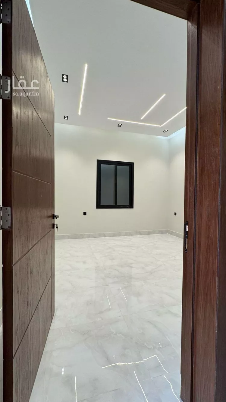 دور للبيع في شارع حمزة القبيطي, حي الرمال, مدينة الرياض, منطقة الرياض صورة 4