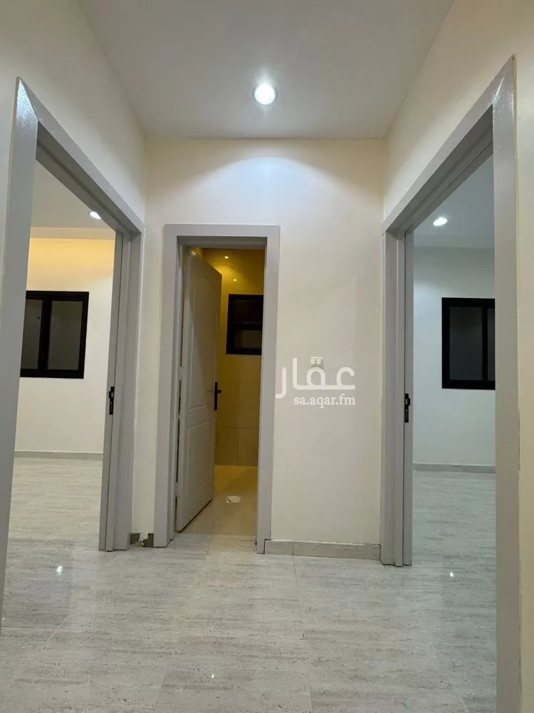 عمارة للإيجار في شارع أسعد بن أحمد دهان, حي الرمال, مدينة الرياض, منطقة الرياض صورة 5