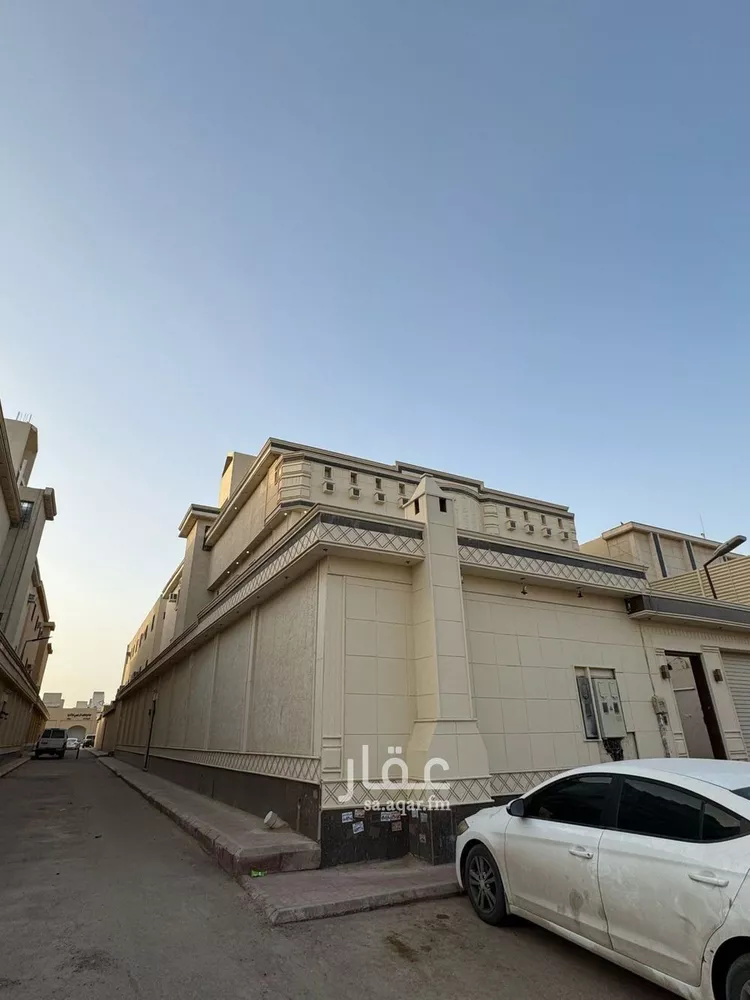 فيلا للبيع في شارع مصطفى المنفلوطي, حي الرمال, مدينة الرياض, منطقة الرياض صورة 3