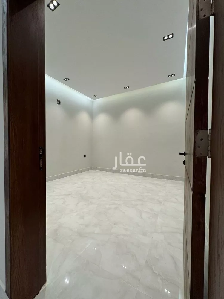 شقة للبيع في شارع حمزة القبيطي, حي الرمال, مدينة الرياض, منطقة الرياض صورة 2