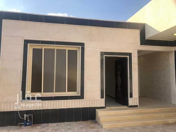 دور للبيع في شارع اسماعيل بن اسحاق القاضي ، حي الشفا ، تبوك ، منطقة تبوك صورة 2