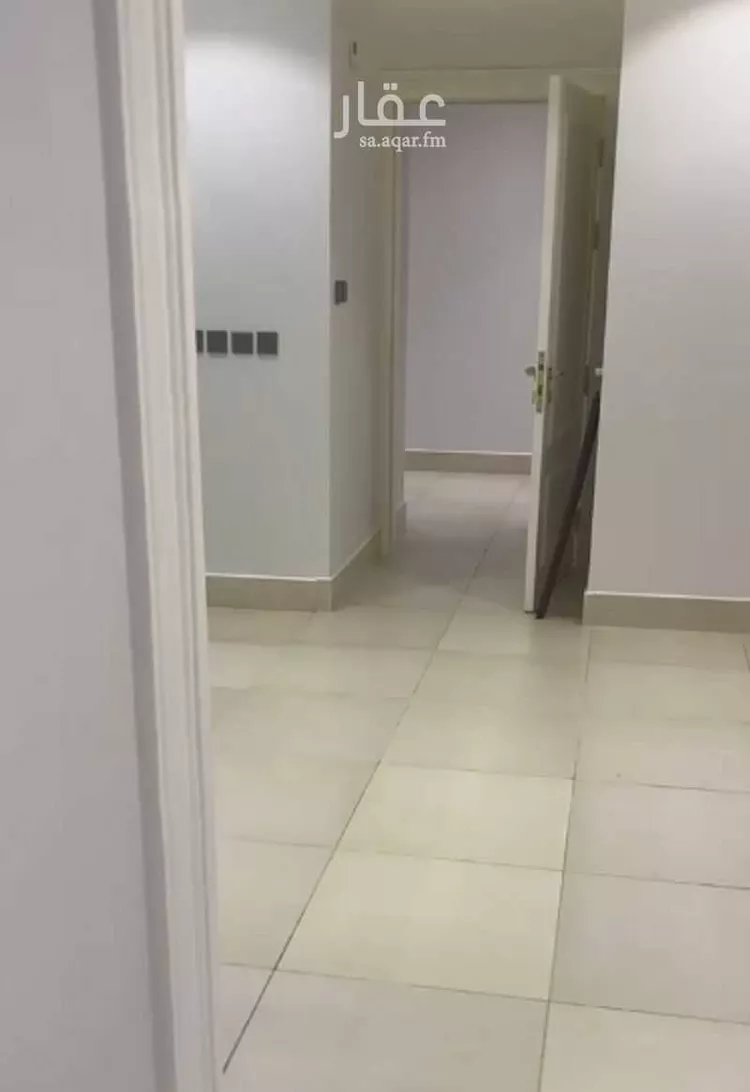 شقة للإيجار في شارع الشيخ عبدالله بن جبرين, حي القيروان, مدينة الرياض, منطقة الرياض صورة 2