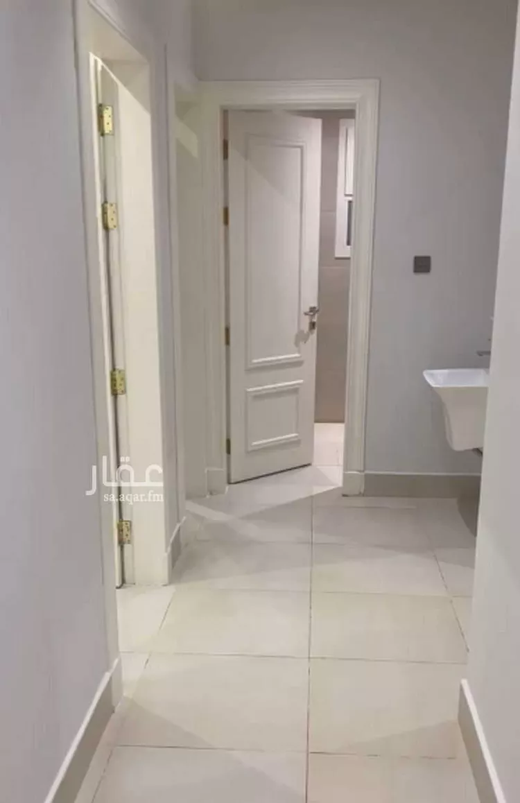 شقة للإيجار في شارع الشيخ عبدالله بن جبرين, حي القيروان, مدينة الرياض, منطقة الرياض صورة 3