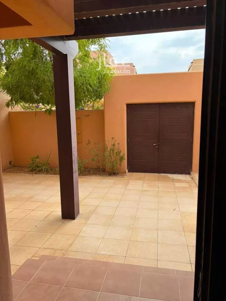 فيلا للبيع في شارع الملقاه 394, حي الملقا, مدينة الدرعية, منطقة الرياض 7