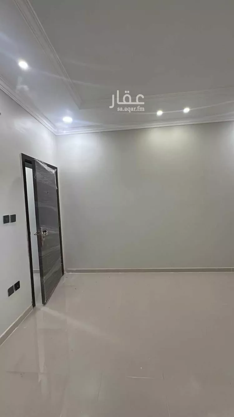 شقة للإيجار في شارع 12 هـ, حي الشاطئ, مدينة جازان, منطقة جازان صورة 4