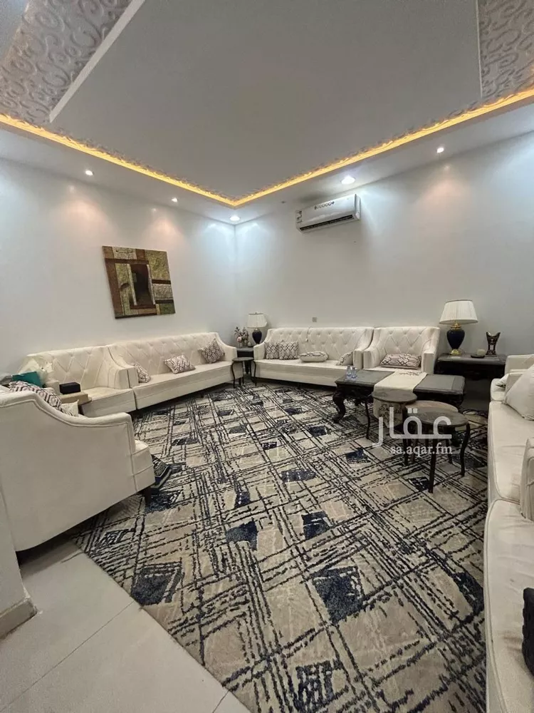 فيلا للبيع في شارع سويد بن حارثة, حي ديراب, مدينة الرياض, منطقة الرياض صورة 2