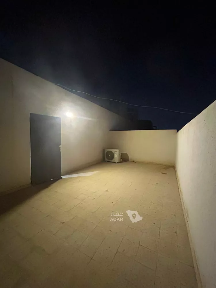 فيلا للبيع في شارع معين الدين البلخي, حي بدر, مدينة الرياض, منطقة الرياض 4