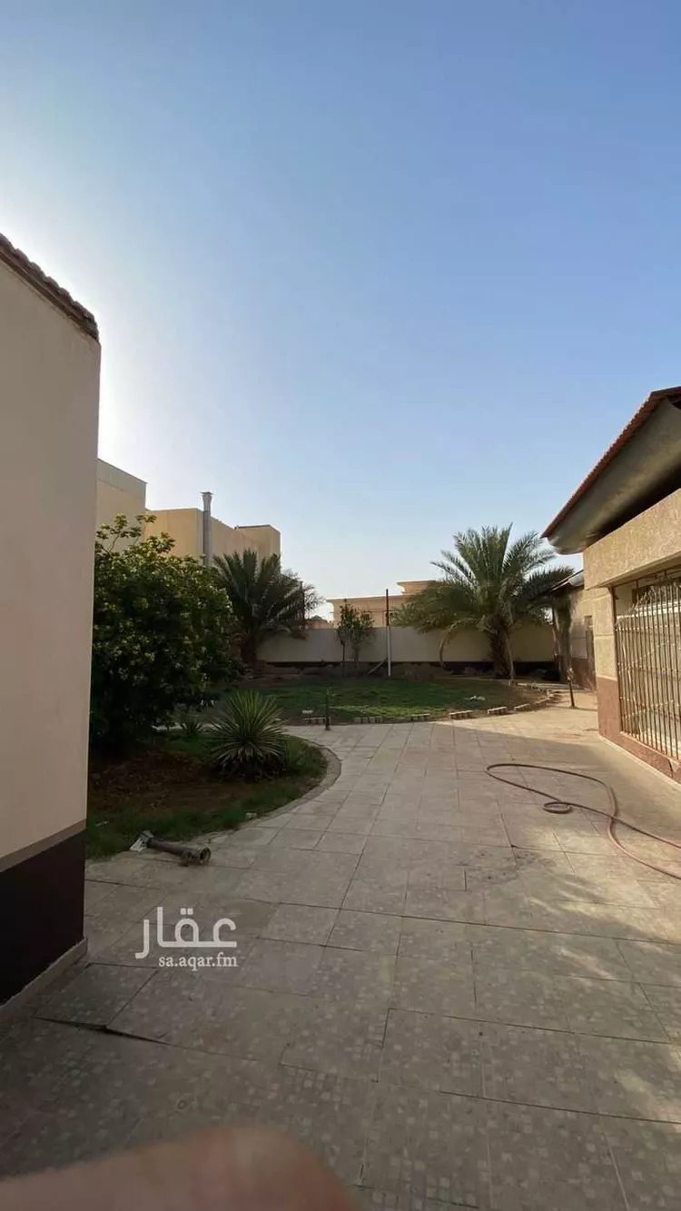 فيلا للبيع في حي البساتين الشرقي, مدينة بريده, منطقة القصيم صورة 2