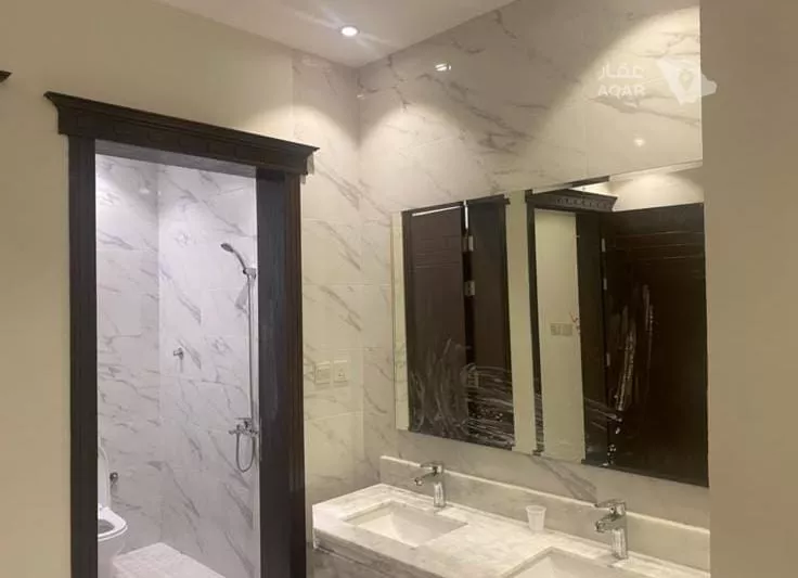 شقة للإيجار في شارع إبن زيان, حي الفلاح, مدينة جدة, منطقة مكة المكرمة 3