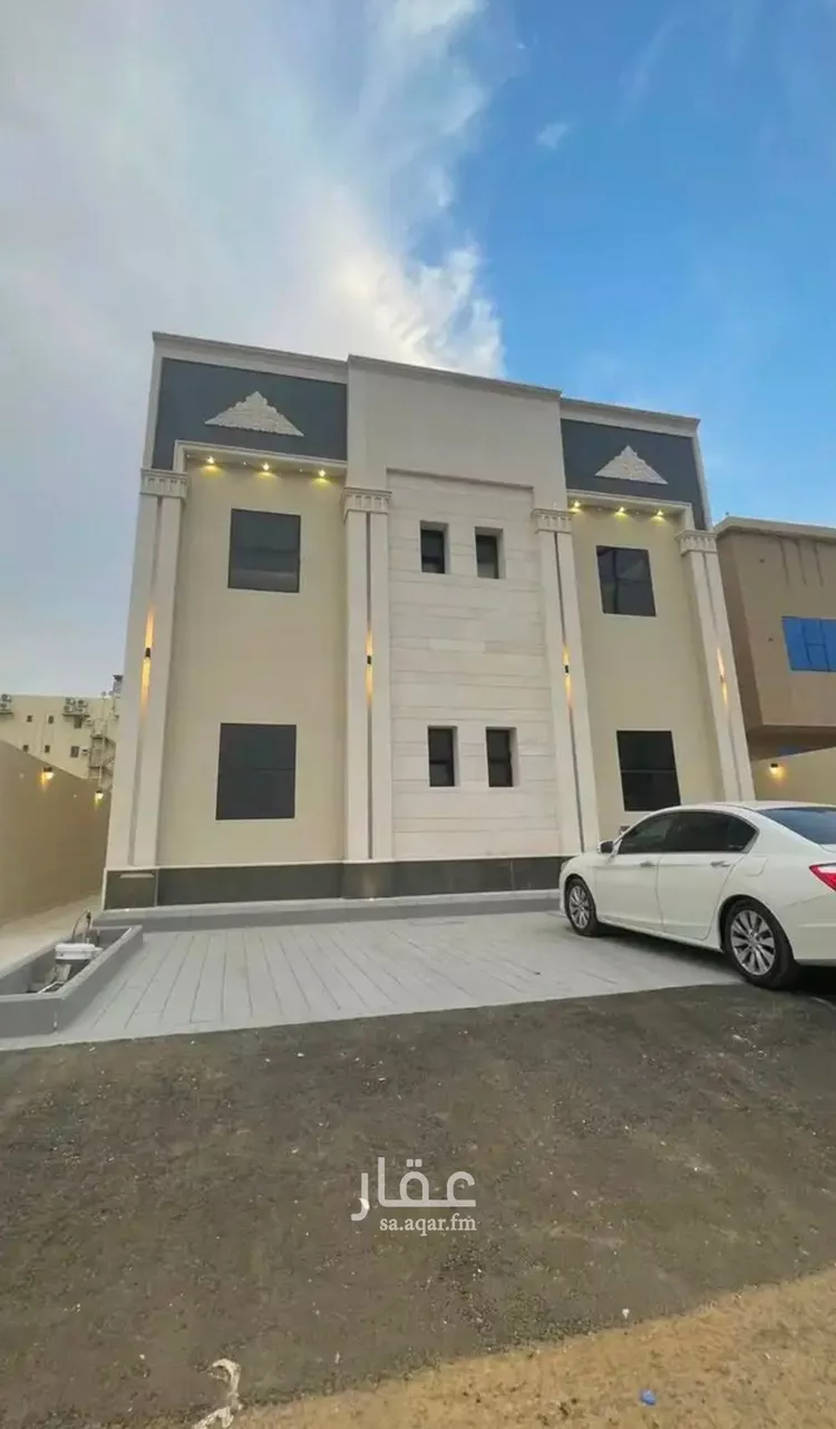 عمارة للبيع في شارع المحمدية 2 16, حي المحمدية 2, مدينة جازان, منطقة جازان