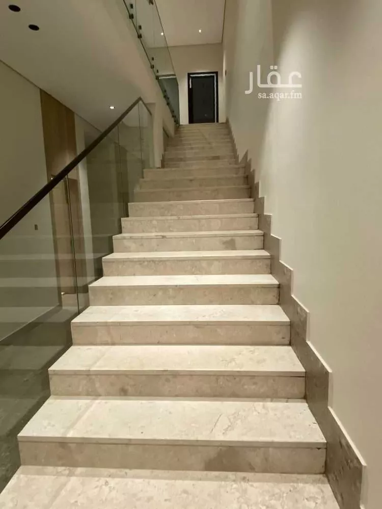 فيلا للبيع في شارع الشرفة, حي النسيم الغربي, مدينة الرياض, منطقة الرياض صورة 5