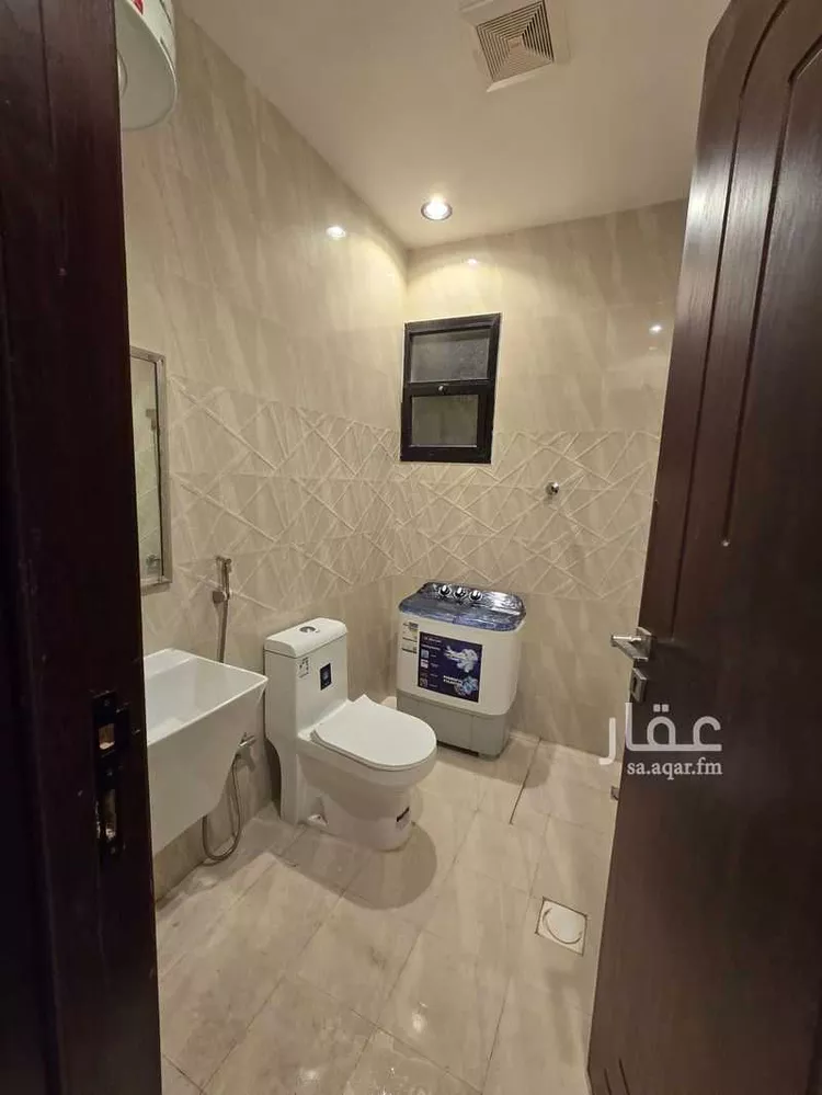 شقة للإيجار في شارع محمد بن عوجان ، حي الحزم ، الرياض ، منطقة الرياض صورة 2