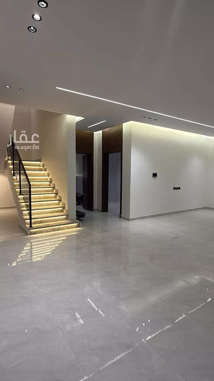 Floor for Sale in Riyadh Tuwaiq