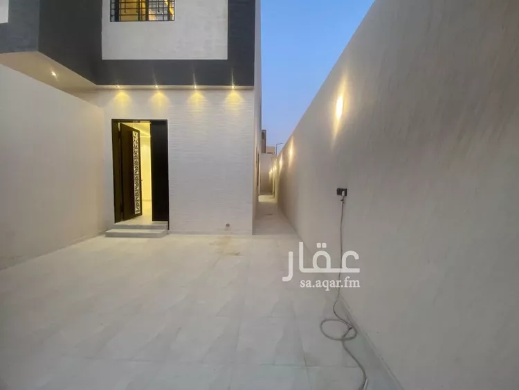 دور للبيع في شارع المغاربة, حي الحزم, مدينة الرياض, منطقة الرياض صورة 3