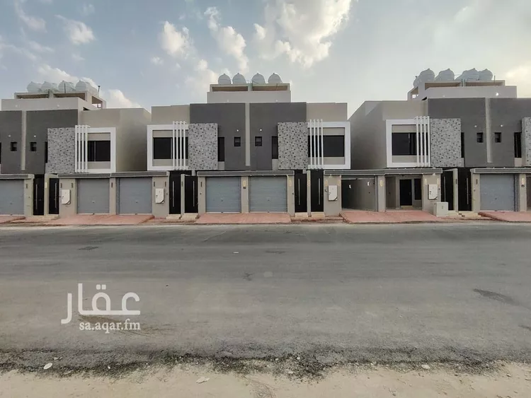 دور للبيع في شارع الإمام مسلم , حي بدر, مدينة الرياض, منطقة الرياض صورة 2