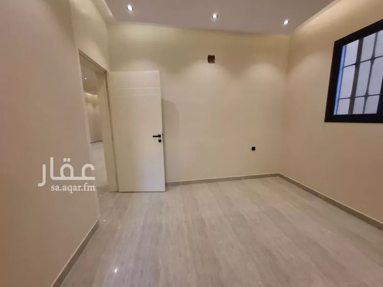 فيلا للبيع في شارع عبدالله بن بشر, حي العريجاء الغربي, مدينة الرياض, منطقة الرياض صورة 4