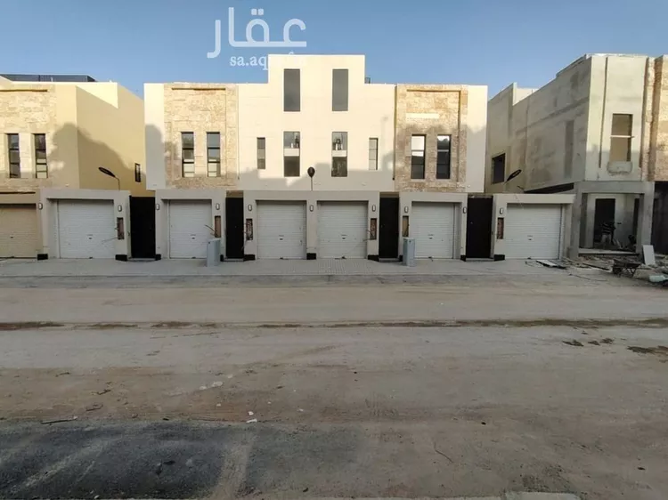 دور للبيع في شارع الإمام مسلم , حي بدر, مدينة الرياض, منطقة الرياض صورة 3
