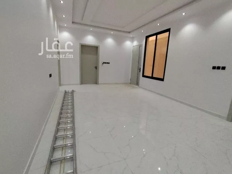 دور للبيع في شارع حامد عبدالحفيظ, حي عكاظ, مدينة الرياض, منطقة الرياض صورة 5