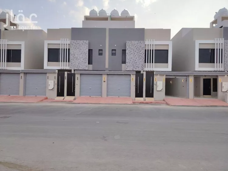 دور للبيع في شارع الإمام مسلم , حي بدر, مدينة الرياض, منطقة الرياض صورة 4