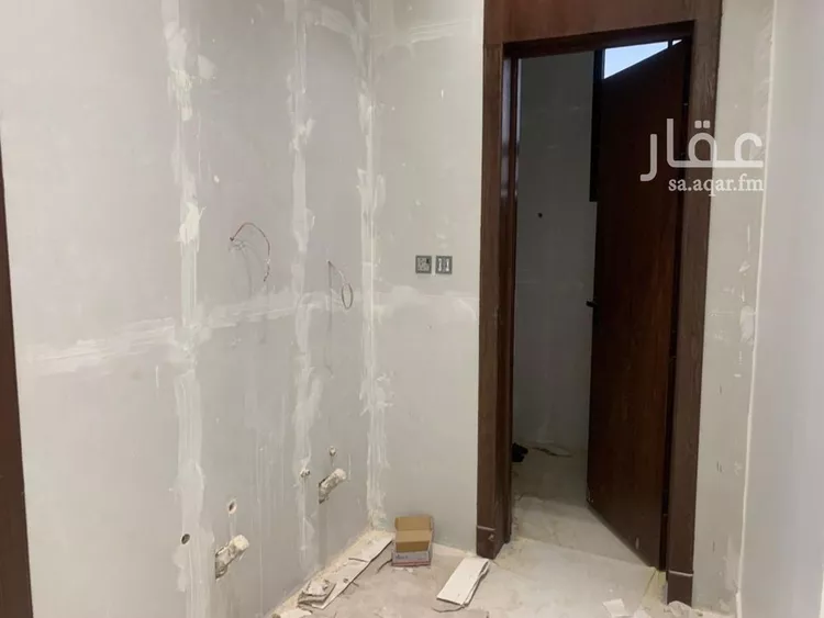 فيلا للبيع في شارع النبهانية, حي ظهرة لبن, مدينة الرياض, منطقة الرياض صورة 5