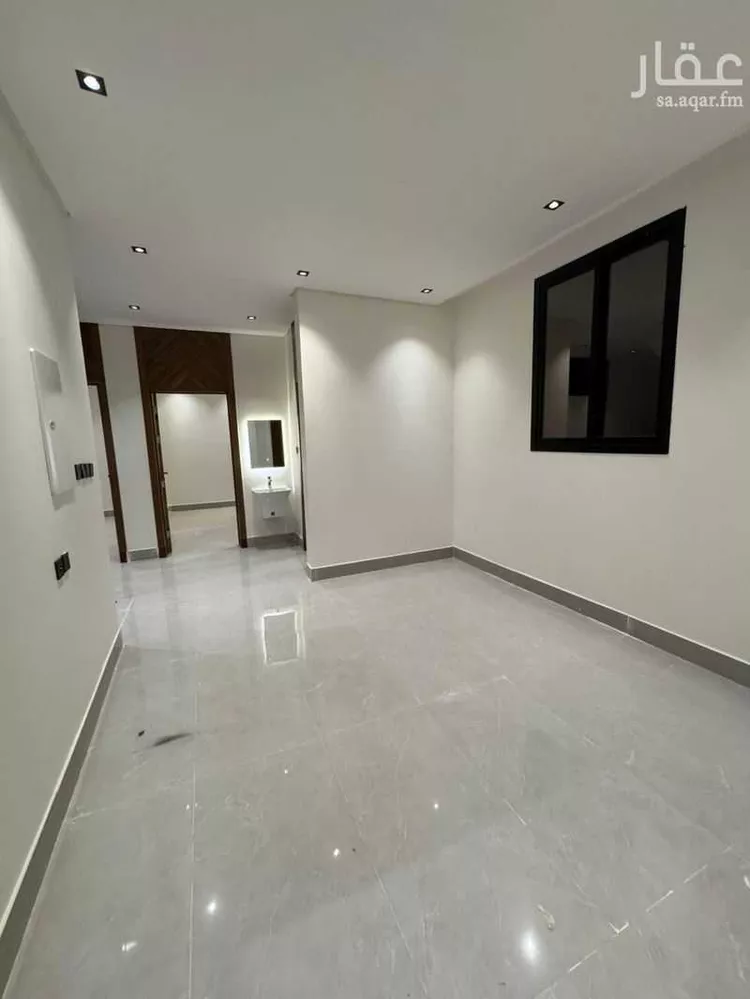 فيلا للبيع في شارع حسان بن قيس, حي بدر, مدينة الرياض, منطقة الرياض صورة 2