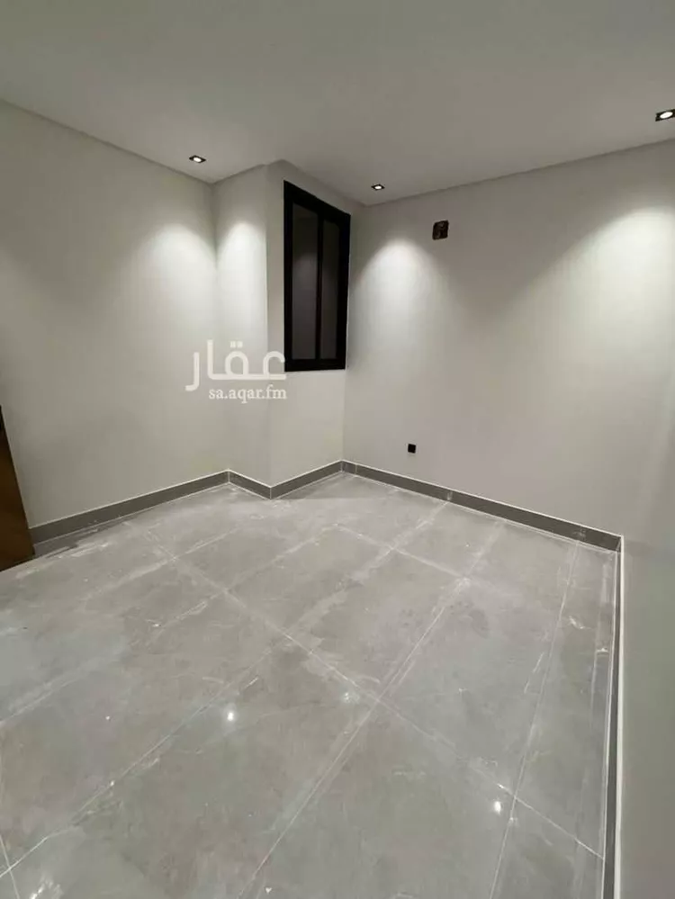 فيلا للبيع في شارع حسان بن قيس, حي بدر, مدينة الرياض, منطقة الرياض صورة 4