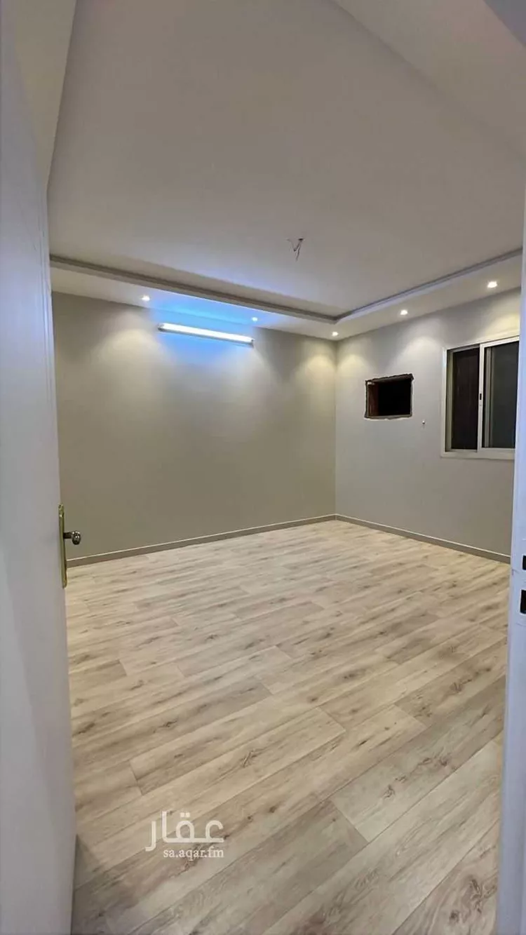 شقة للإيجار في شارع أحمد بن الحسين بن شقير, حي الرمال, مدينة الرياض, منطقة الرياض