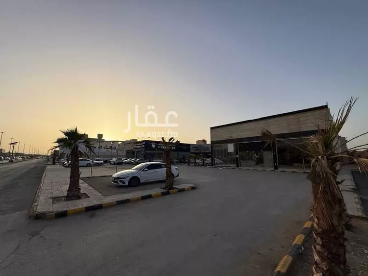 محل للإيجار في شارع نجم الدين الايوبي, حي طويق, مدينة الرياض, منطقة الرياض