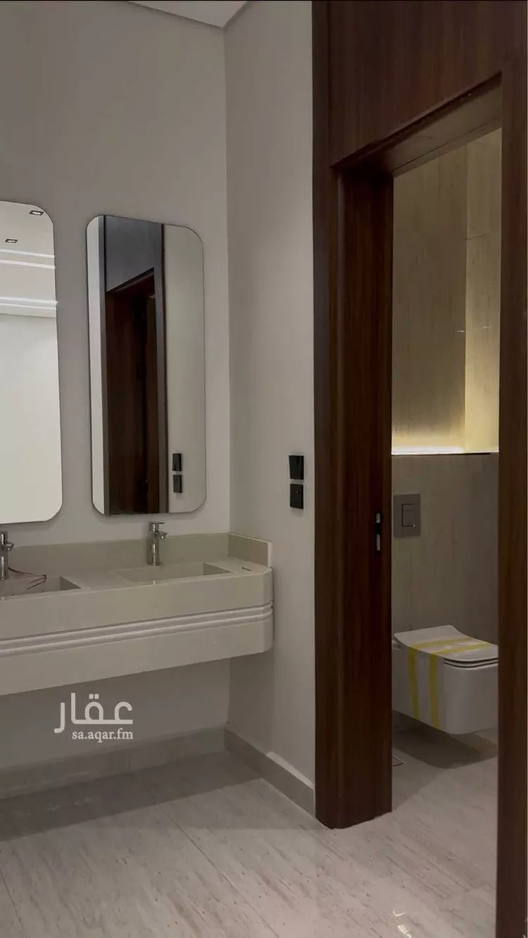 فيلا للبيع في شارع رفاعة ابن مبشر ابن الحارث الظفري, حي العاقول, مدينة المدينة المنورة, منطقة المدينة المنورة صورة 4
